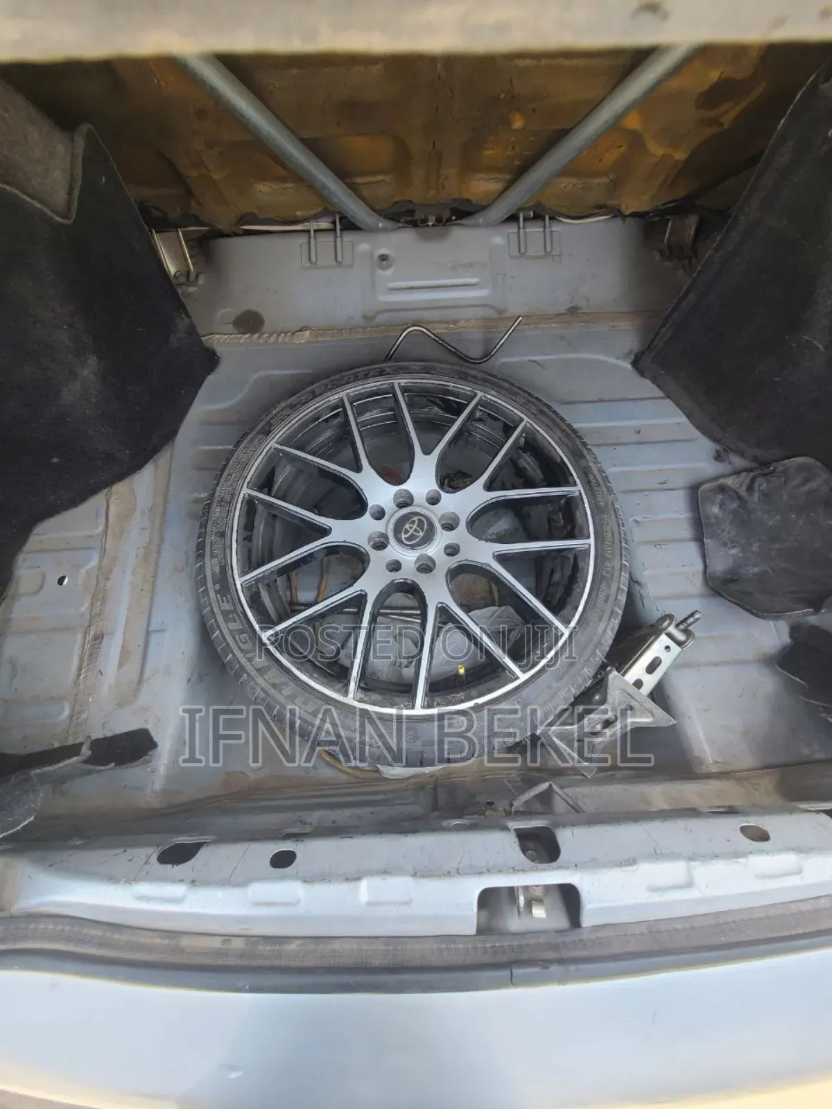 Toyota Platz 2001 Silver