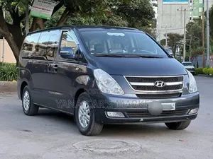 Hyundai Starex 2015 Grey