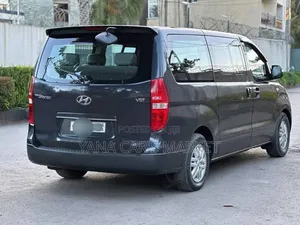 Hyundai Starex 2015 Grey