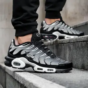 Nike Air Max Plus ’’Black Metalic Silver ’’Unisex Fashion Sneaker