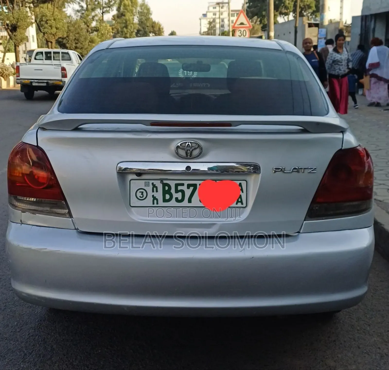 Toyota Platz 2004 Silver