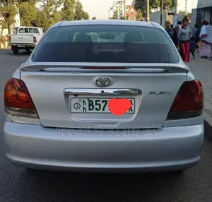 Toyota Platz 2004 Silver