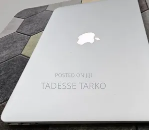 New Laptop Apple MacBook Air 2017 8GB Intel Core i5 SSD 256GB