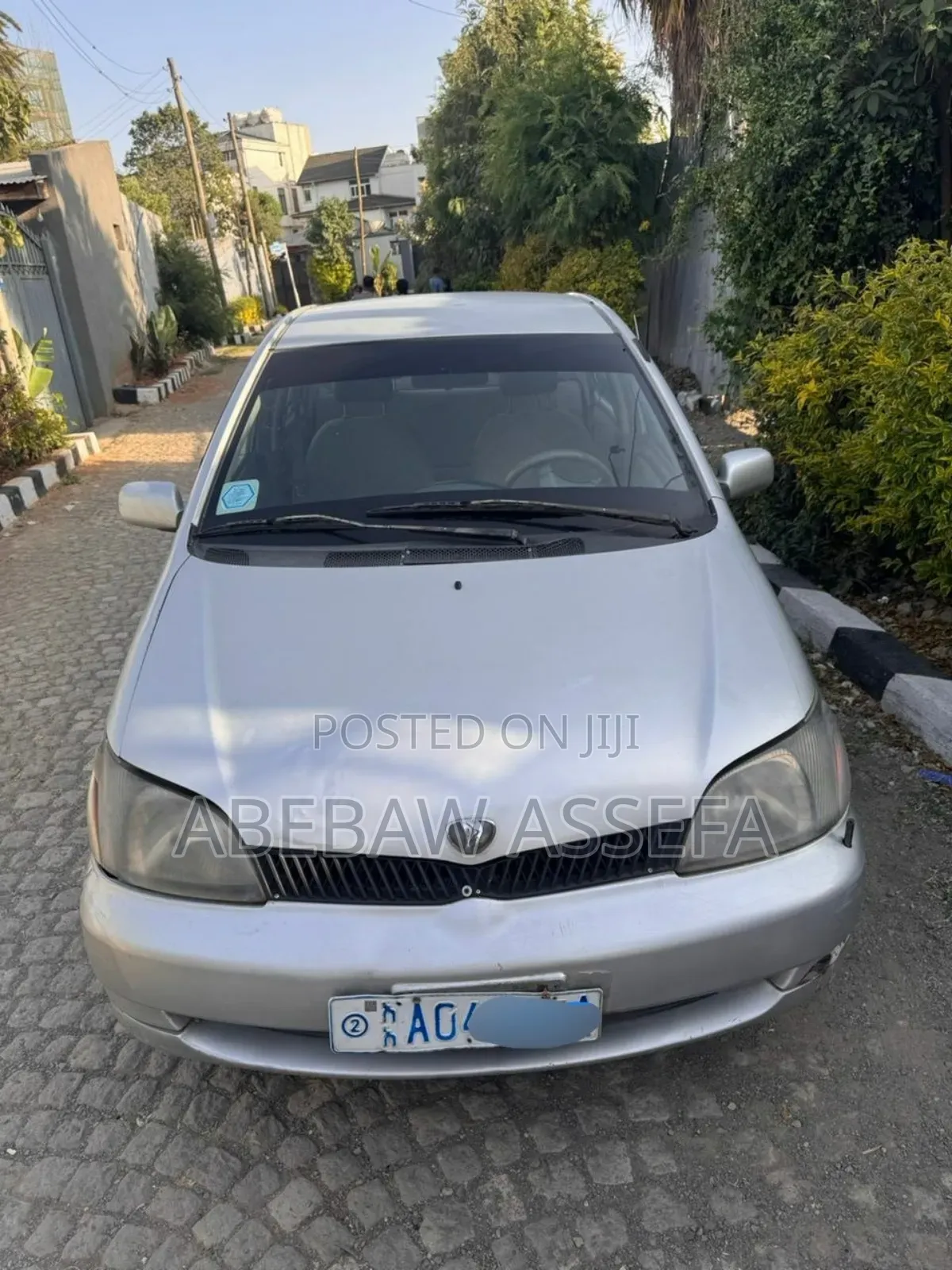 Toyota Platz 2001 Silver