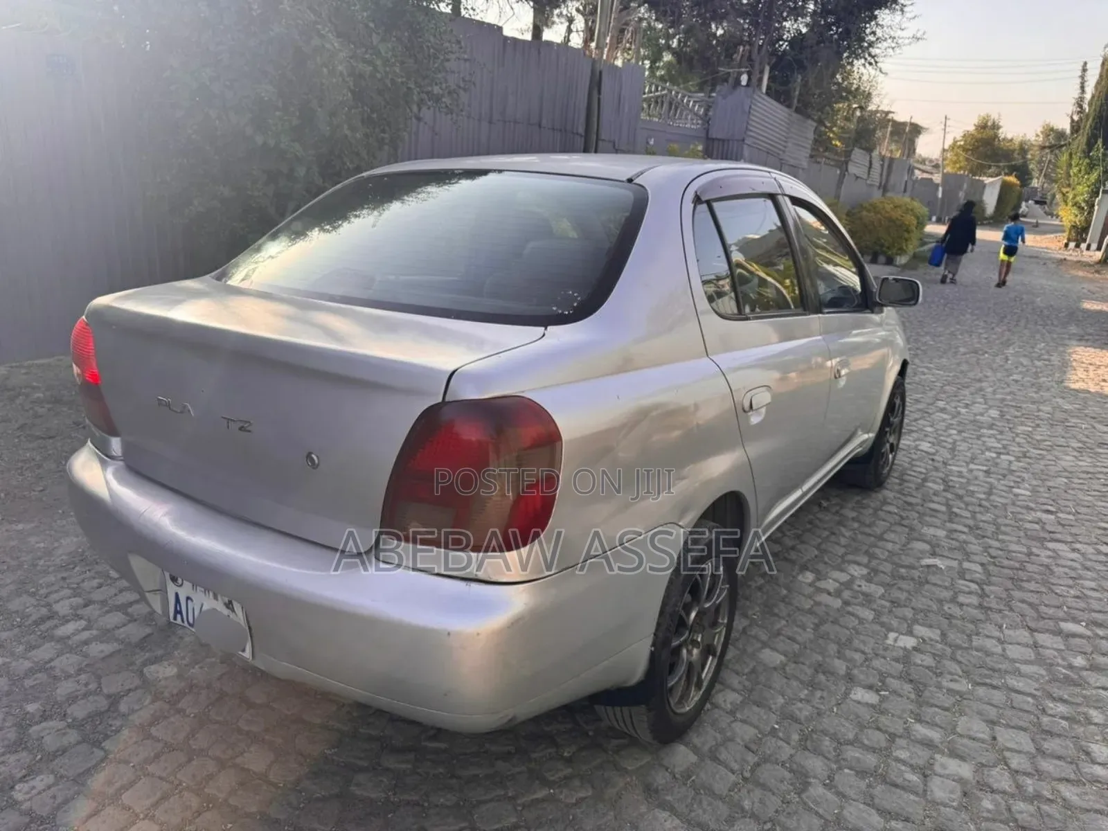 Toyota Platz 2001 Silver