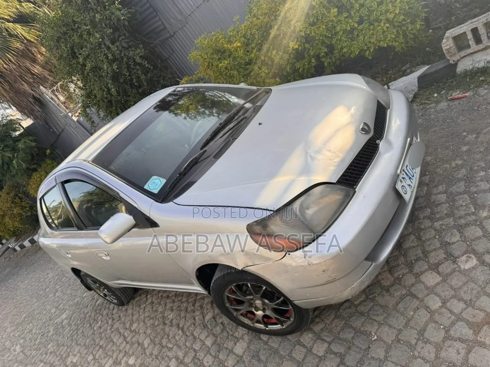 Toyota Platz 2001 Silver