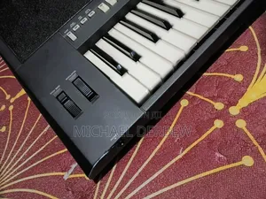 Yamaha PSR 950 Keyboard