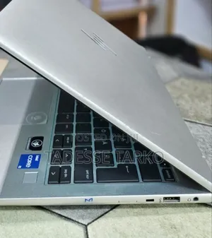 New Laptop HP EliteBook 830 G9 16GB Intel Core i5 SSD 512GB