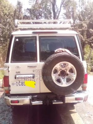 Toyota Land Cruiser 2020 White