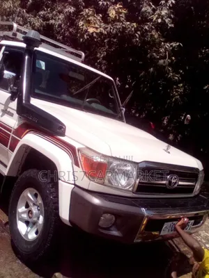 Toyota Land Cruiser 2020 White