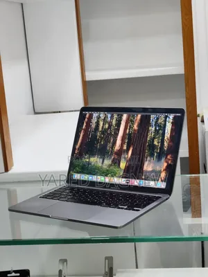 New Laptop Apple MacBook Pro M1 8GB Apple M1 SSD 256GB