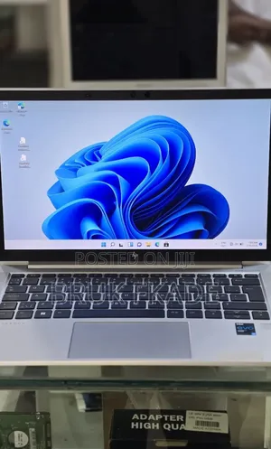 New Laptop HP EliteBook 830 G8 16GB Intel Core i5 SSD 512GB
