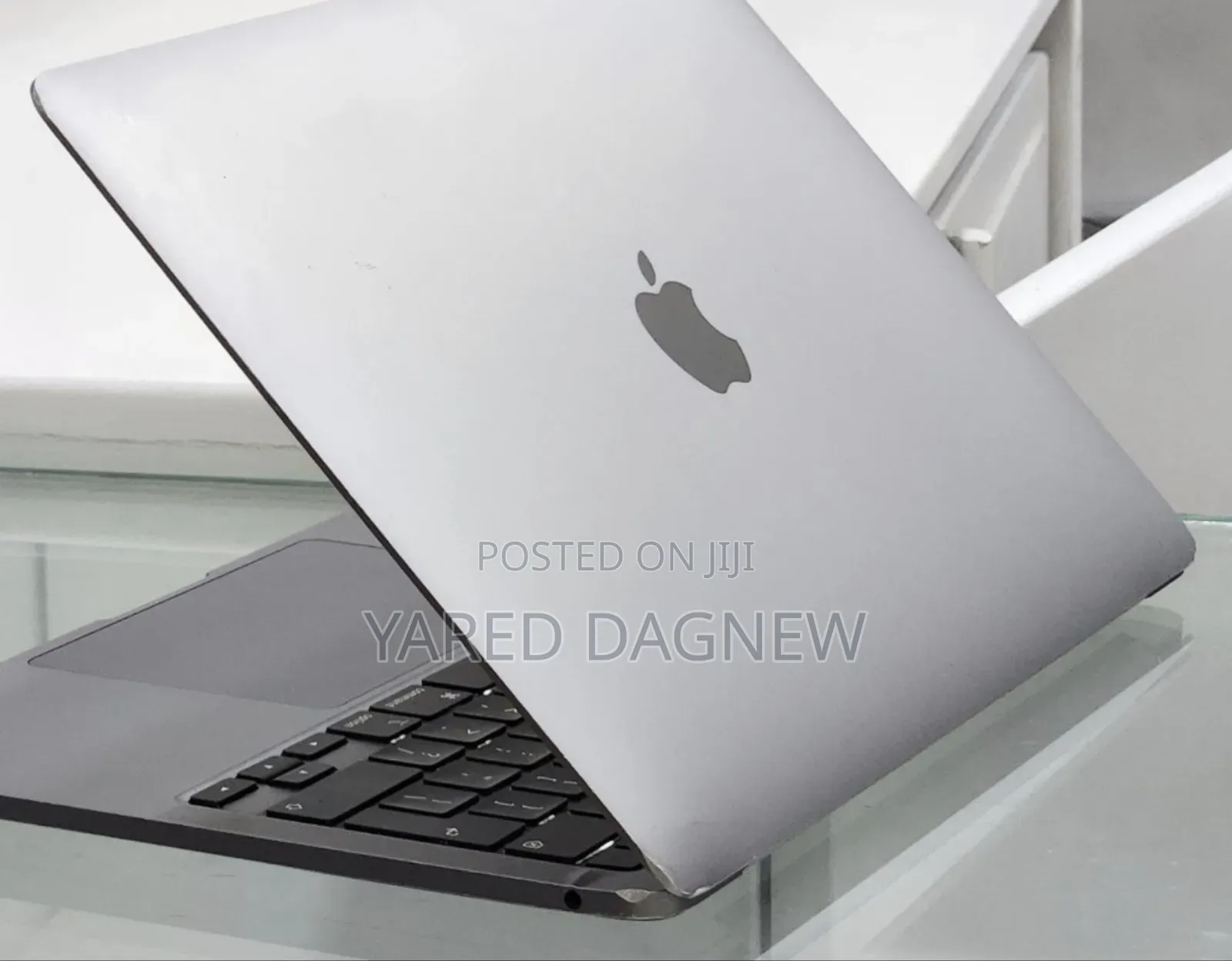 New Laptop Apple MacBook Pro M1 8GB Apple M1 SSD 256GB