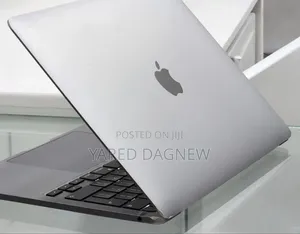 New Laptop Apple MacBook Pro M1 8GB Apple M1 SSD 256GB