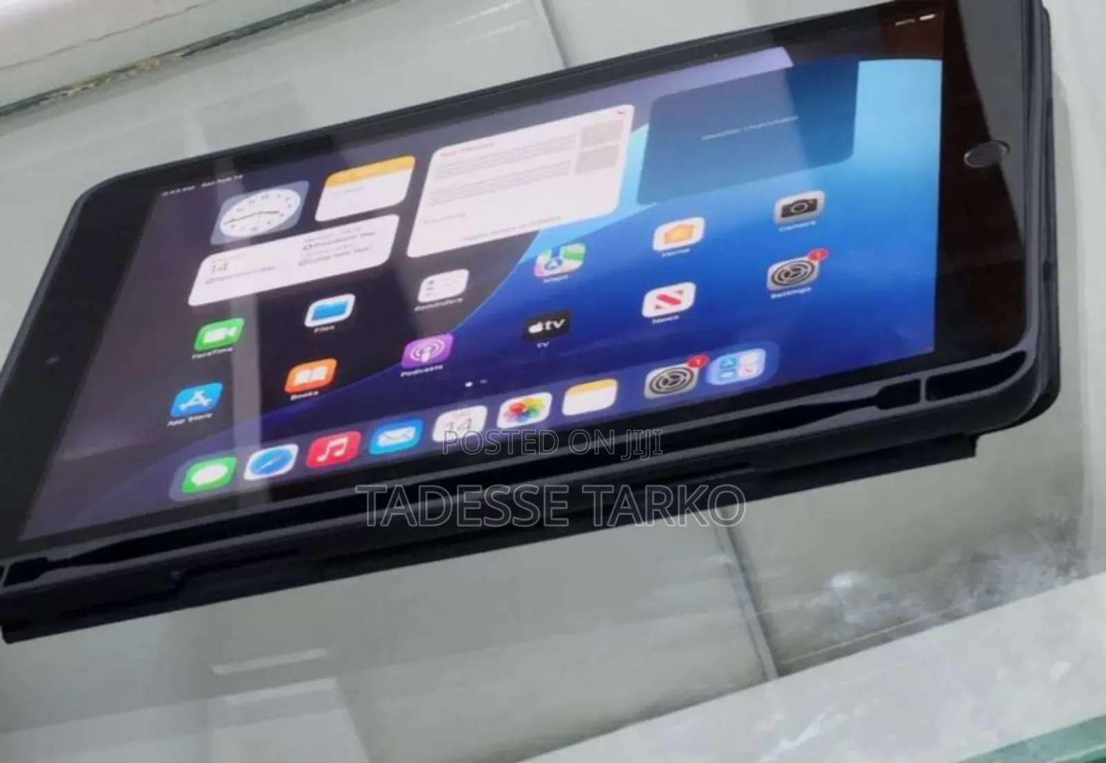 New Apple iPad (2025) 64 GB Silver