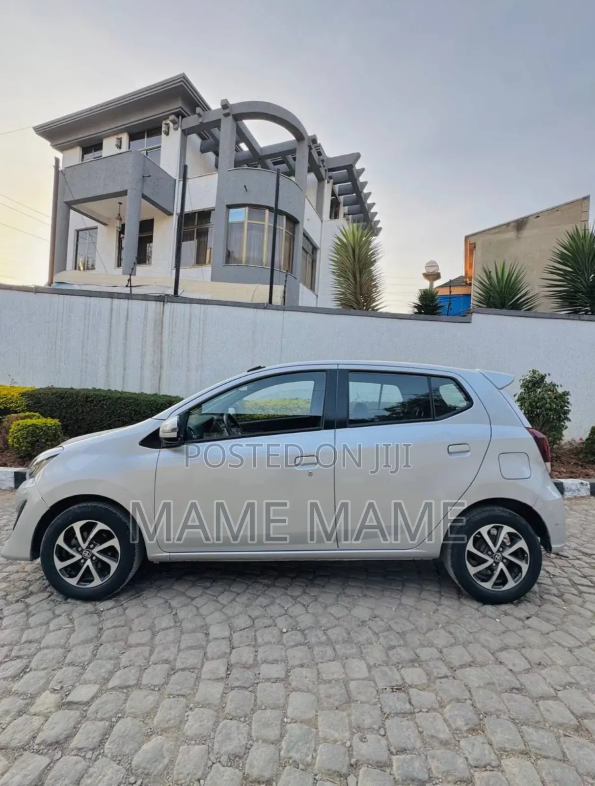 Toyota Agya 2022 Silver