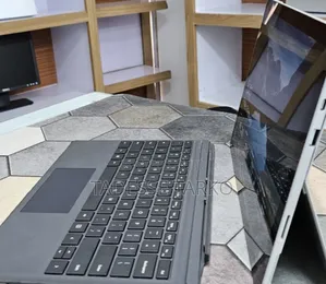 New Laptop Microsoft Surface Pro 7 16GB Intel Core i7 SSD 256GB