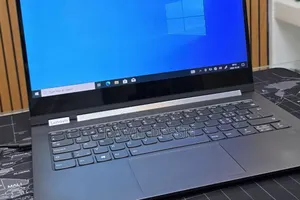 New Laptop Lenovo Yoga C930 16GB Intel Core i7 SSD 512GB