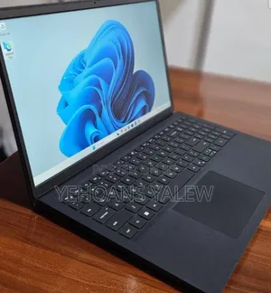 New Laptop Dell Inspiron 15 16GB AMD Ryzen 7 SSD 512GB