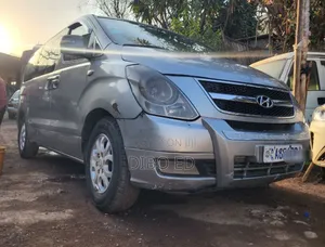 Hyundai Starex 2013 Silver
