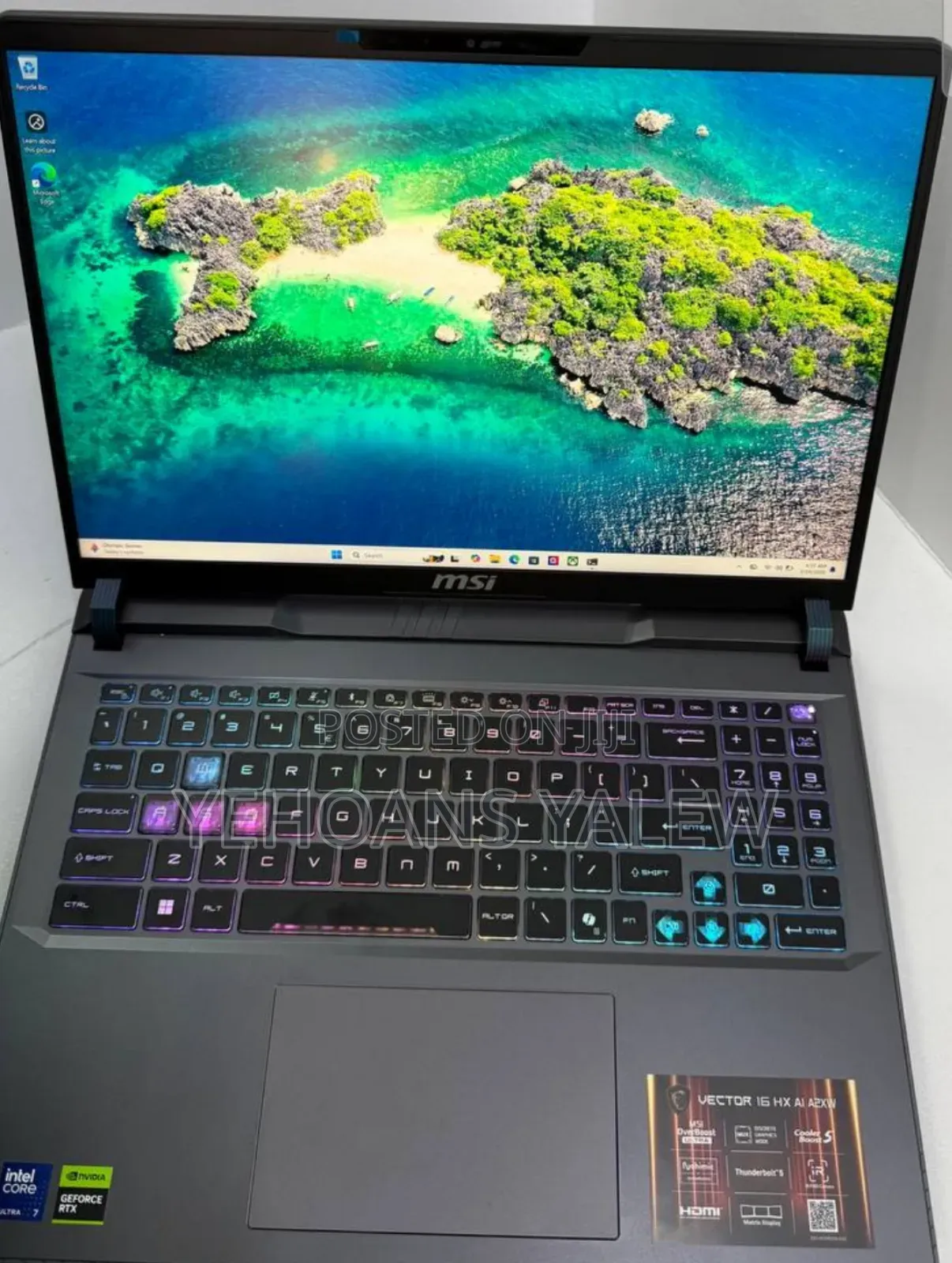 New Laptop MSI Vector 16 HX AI A2XWIG 32GB Intel Core Ultra 7 SSD 512GB