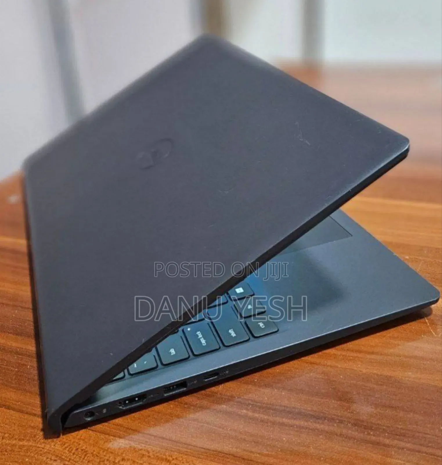 New Laptop Dell Inspiron 15 16GB AMD Ryzen 7 SSD 512GB