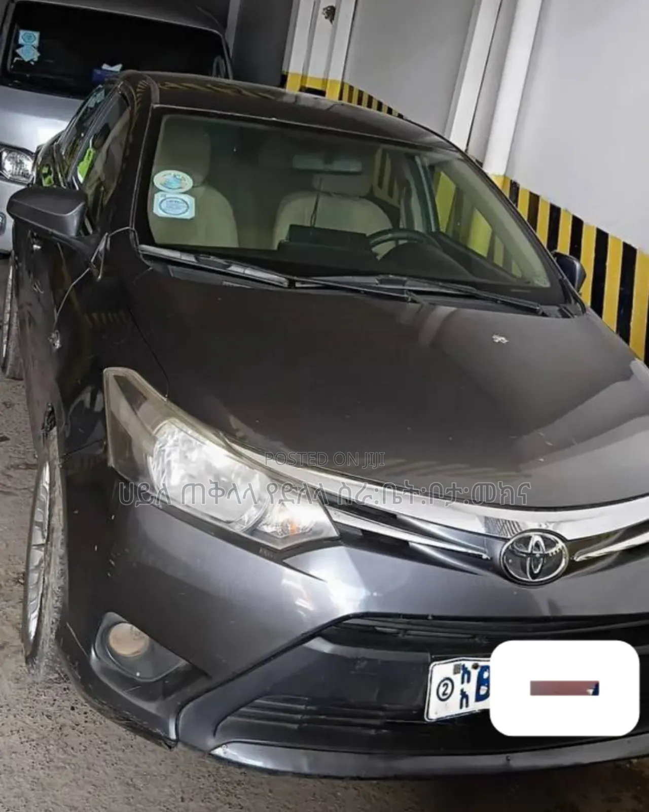 Toyota Yaris 2016 Maroon