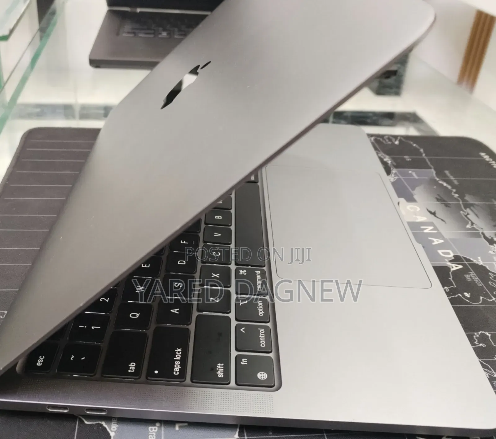 New Laptop Apple MacBook Pro M1 8GB Apple M1 SSD 256GB