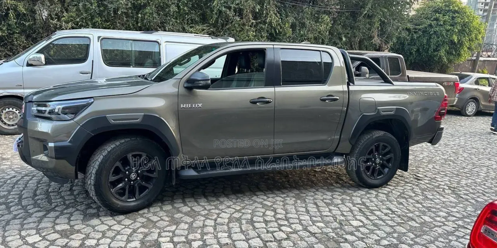 Toyota Hilux 2022 Gray