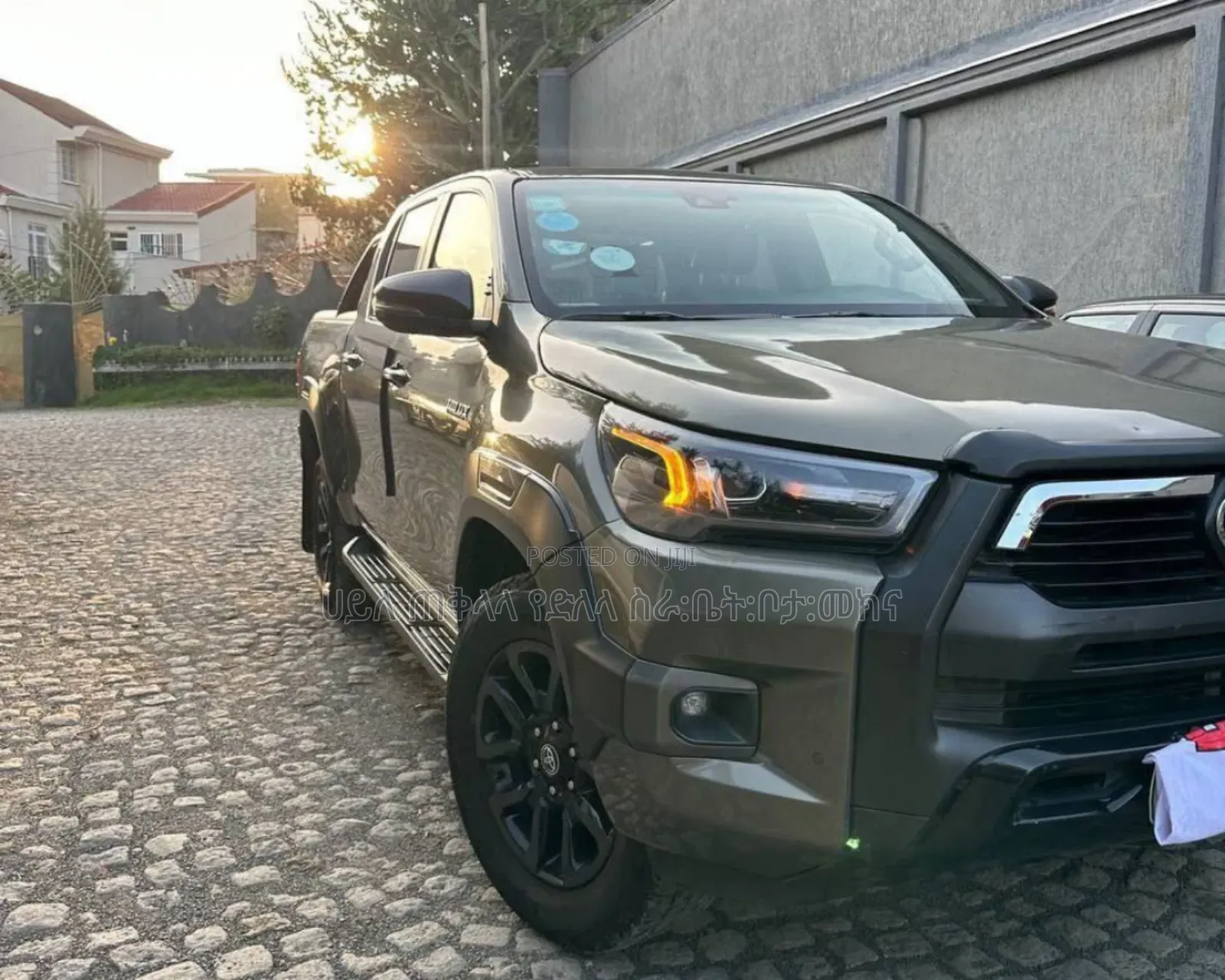 Toyota Hilux 2022 Gray