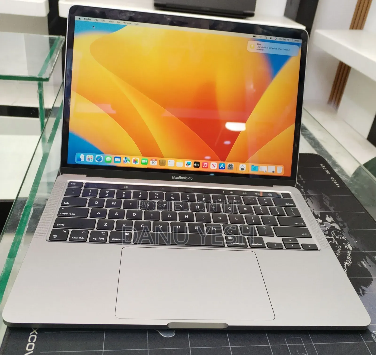 New Laptop Apple MacBook Pro 2020 M1 8GB Apple M1 SSD 256GB