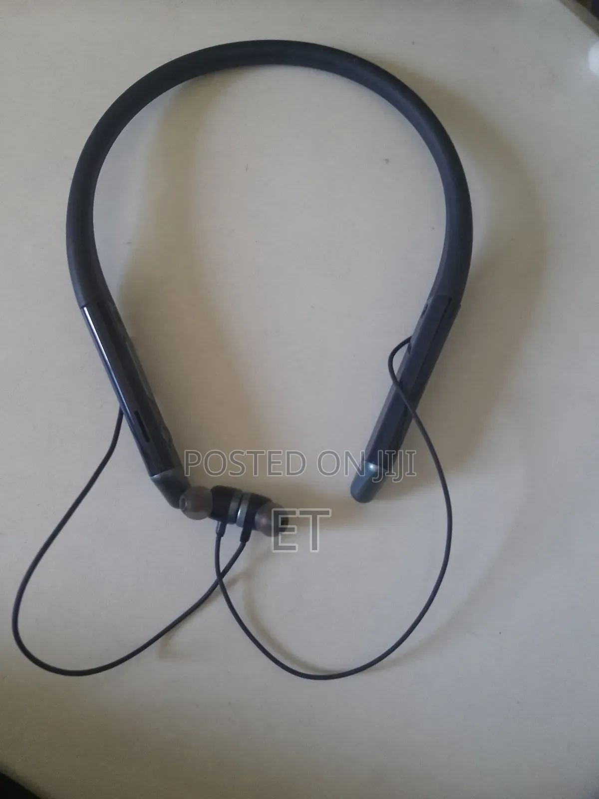 Neckband Earphones