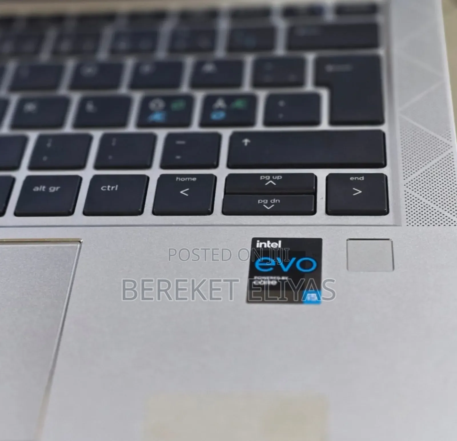 New Laptop HP EliteBook 830 G8 16GB Intel Core i5 SSD 512GB