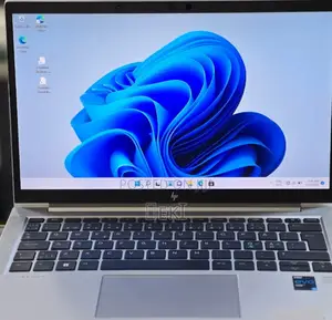 New Laptop HP EliteBook 830 G8 16GB Intel Core i5 SSD 512GB