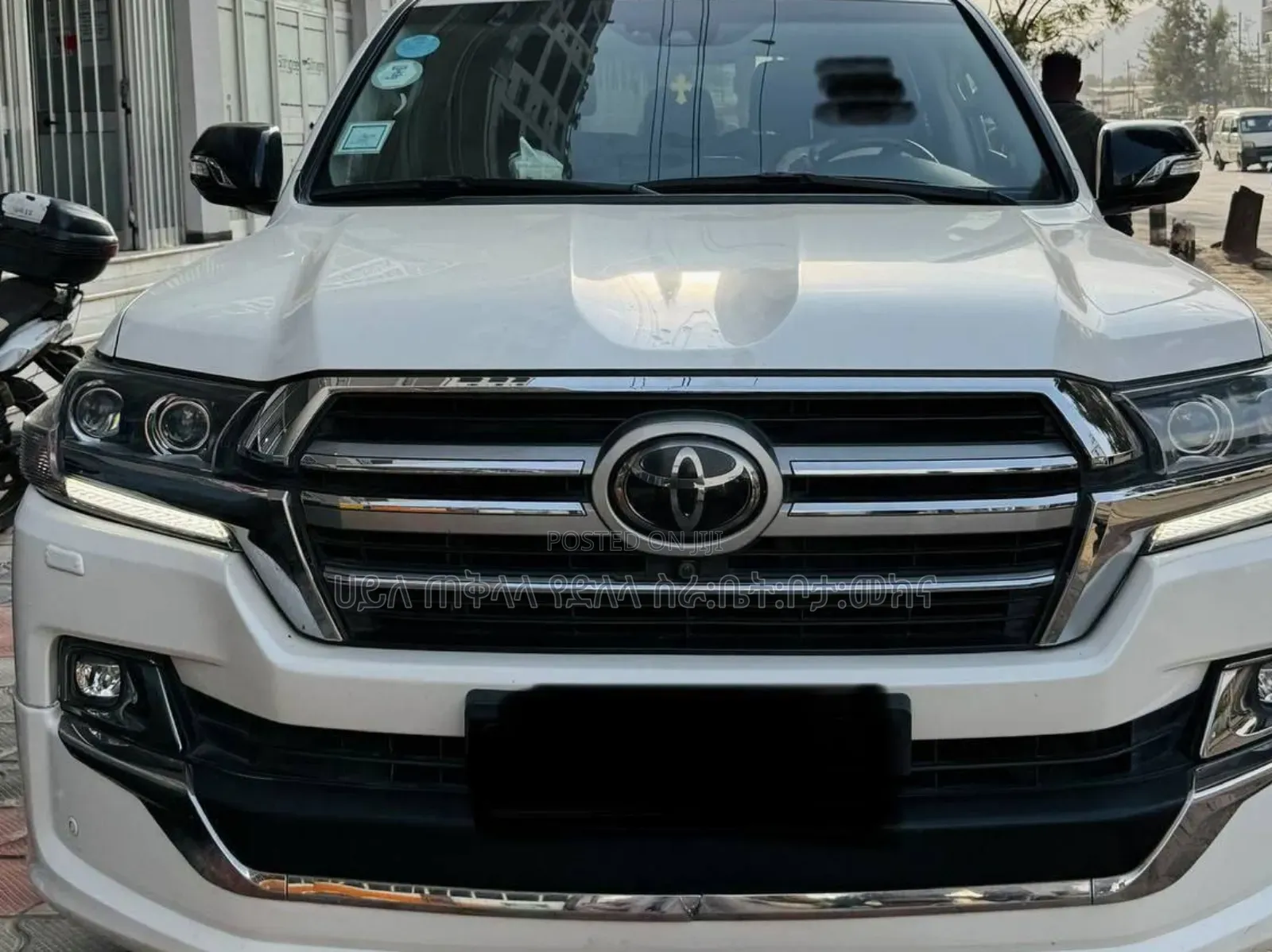 Toyota Land Cruiser 2020 Ivory