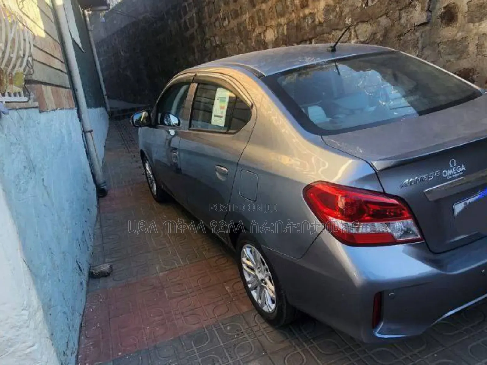 Mitsubishi Attrage 2022 Teal