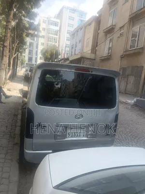 Toyota HiAce 2009 Silver