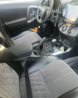 Toyota RAV4 2011 Teal