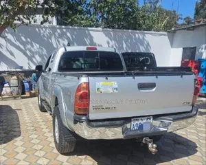 Toyota Tacoma 2007 Silver