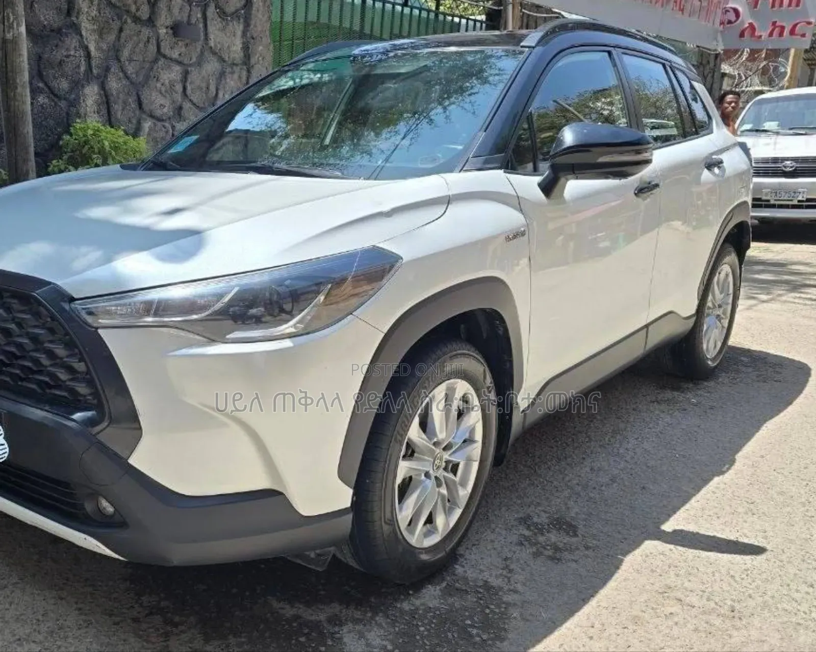 Toyota Corolla Cross Hybrid 2023 Off white