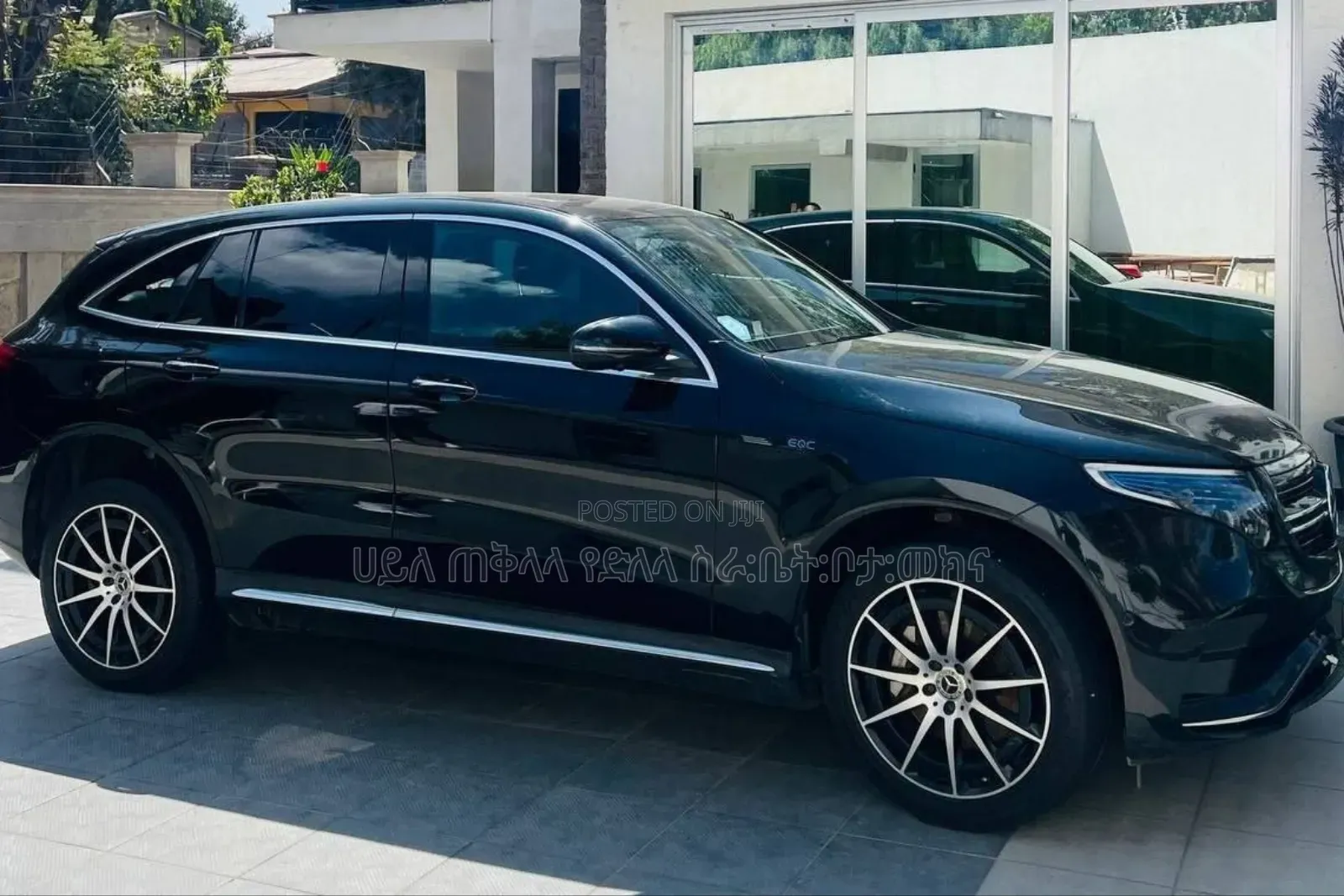 Mercedes-Benz EQC EQC400 4MATIC 2023 Beige