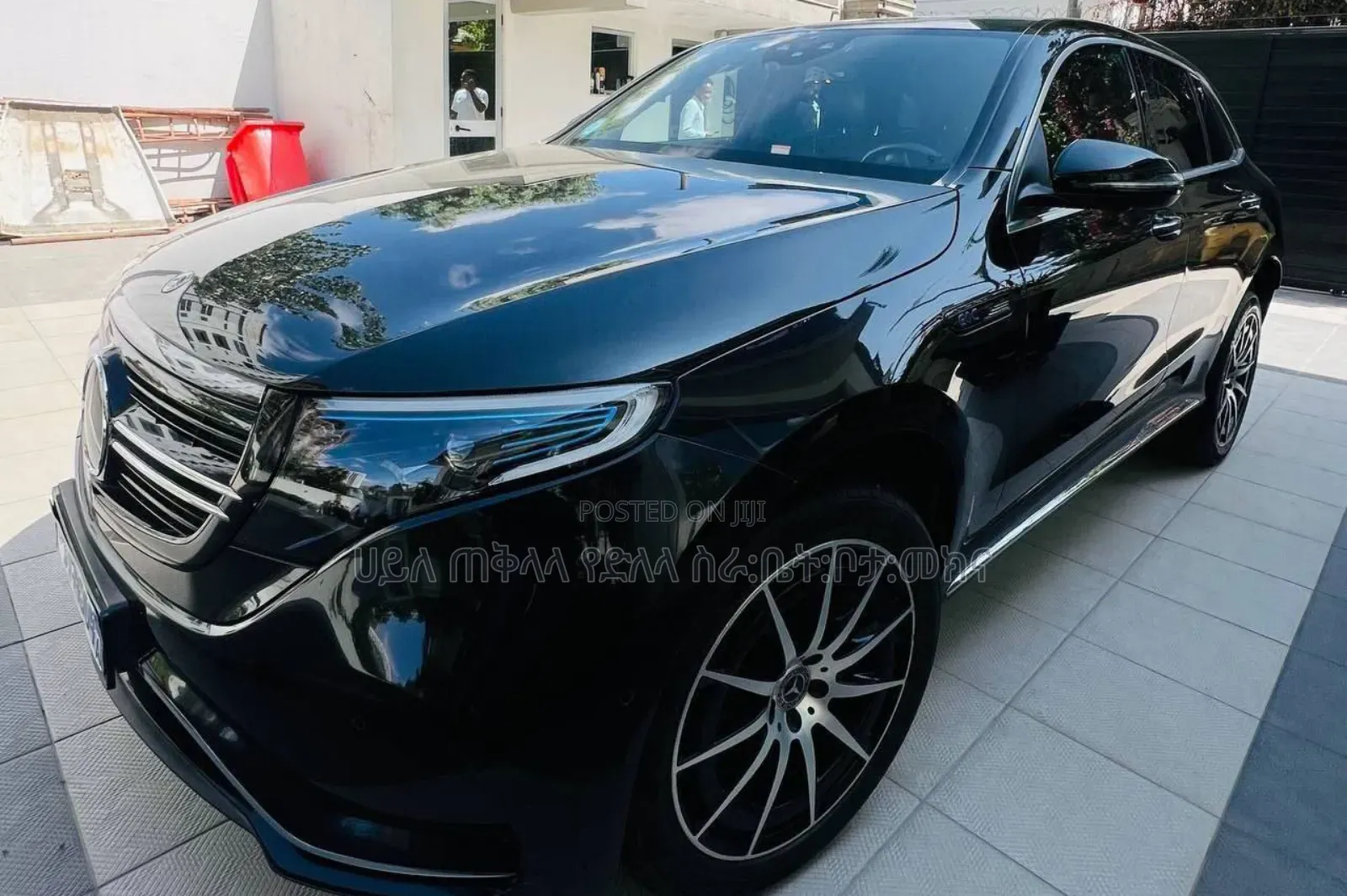 Mercedes-Benz EQC EQC400 4MATIC 2023 Beige