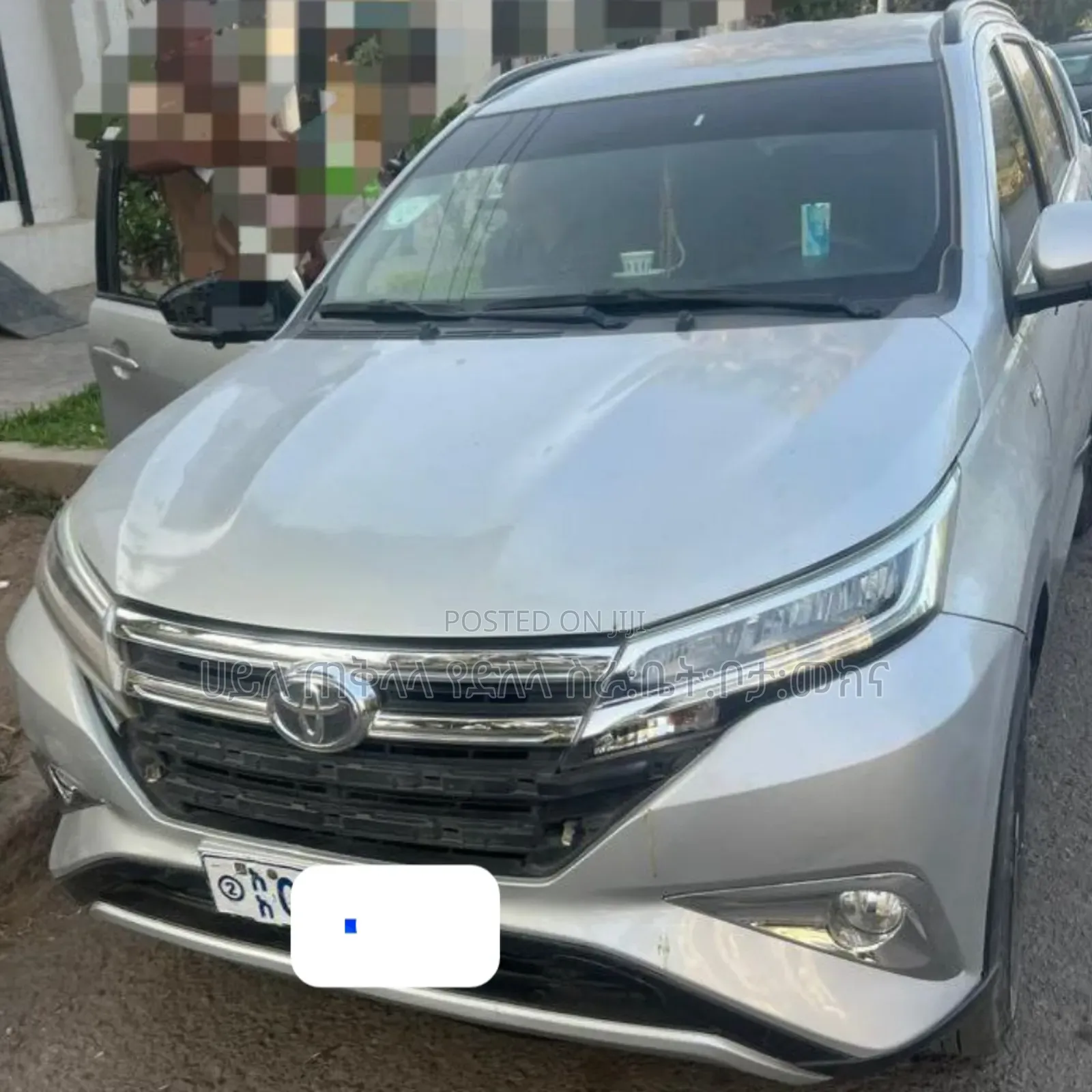 Toyota Rush 2022 Silver