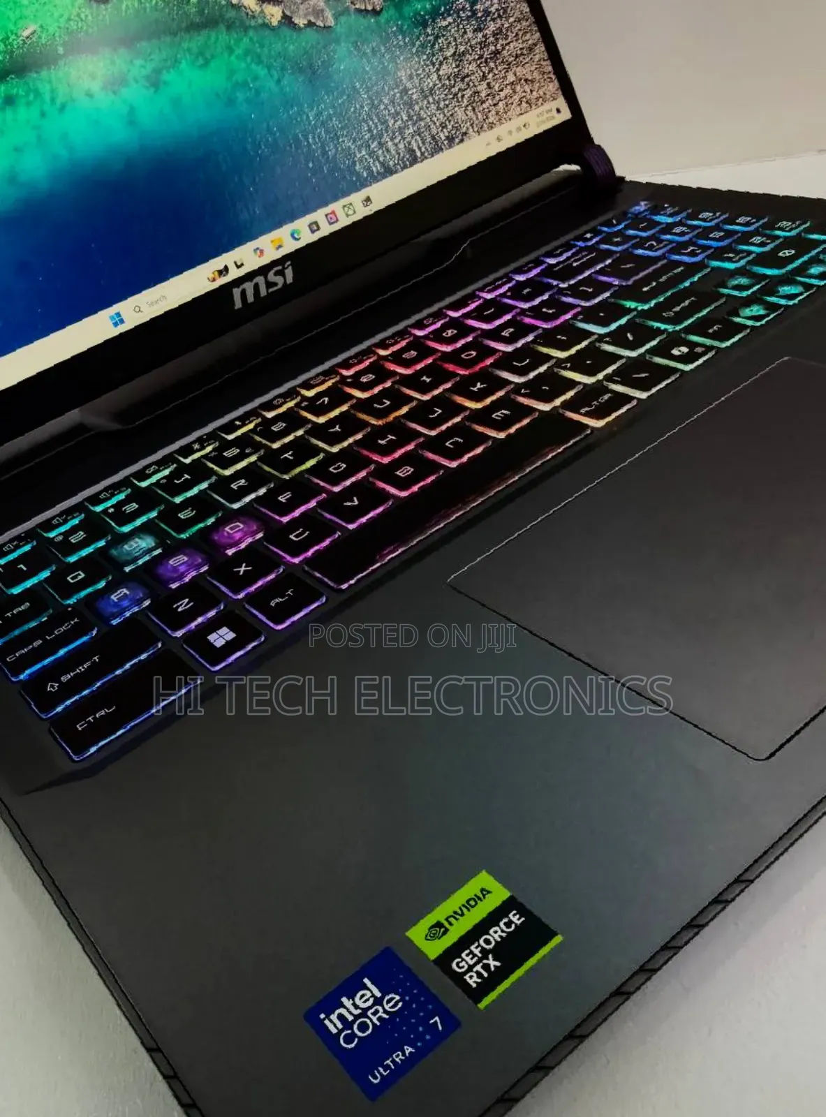 New MSI Vector 16 HX AI A2XWIG 32GB Intel Core Ultra 7 eMMC 512GB