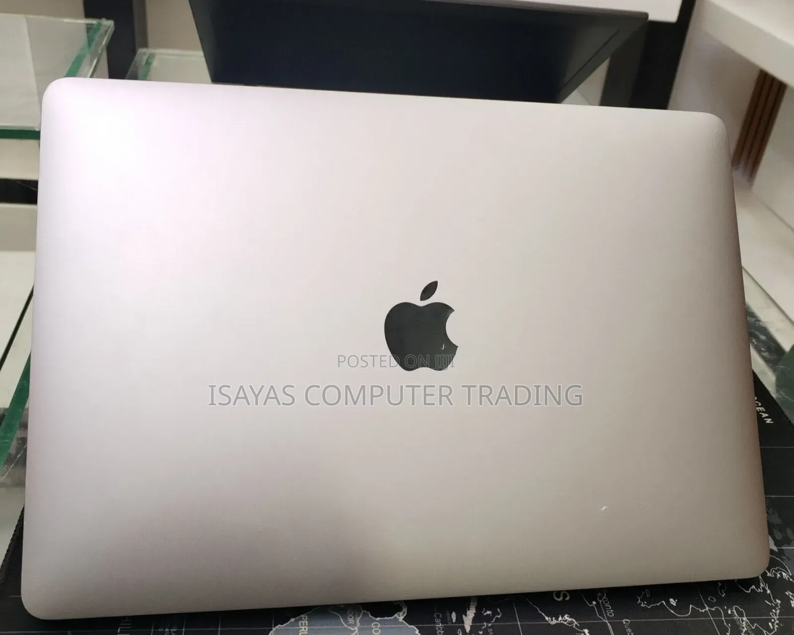 New Laptop Apple MacBook Pro M1 8GB Apple M1 SSD 256GB