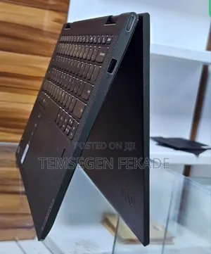 New Laptop Lenovo Yoga 7i 16GB Intel Core i5 SSD 512GB