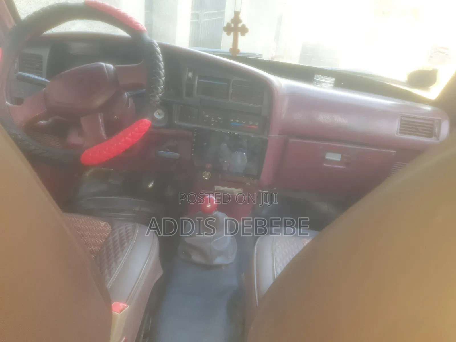 Toyota Hilux 1997 Red