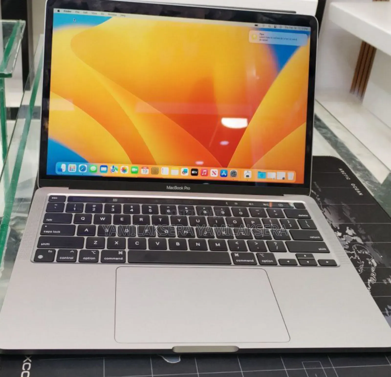 New Laptop Apple MacBook Pro 2020 M1 8GB Apple M1 SSD 256GB