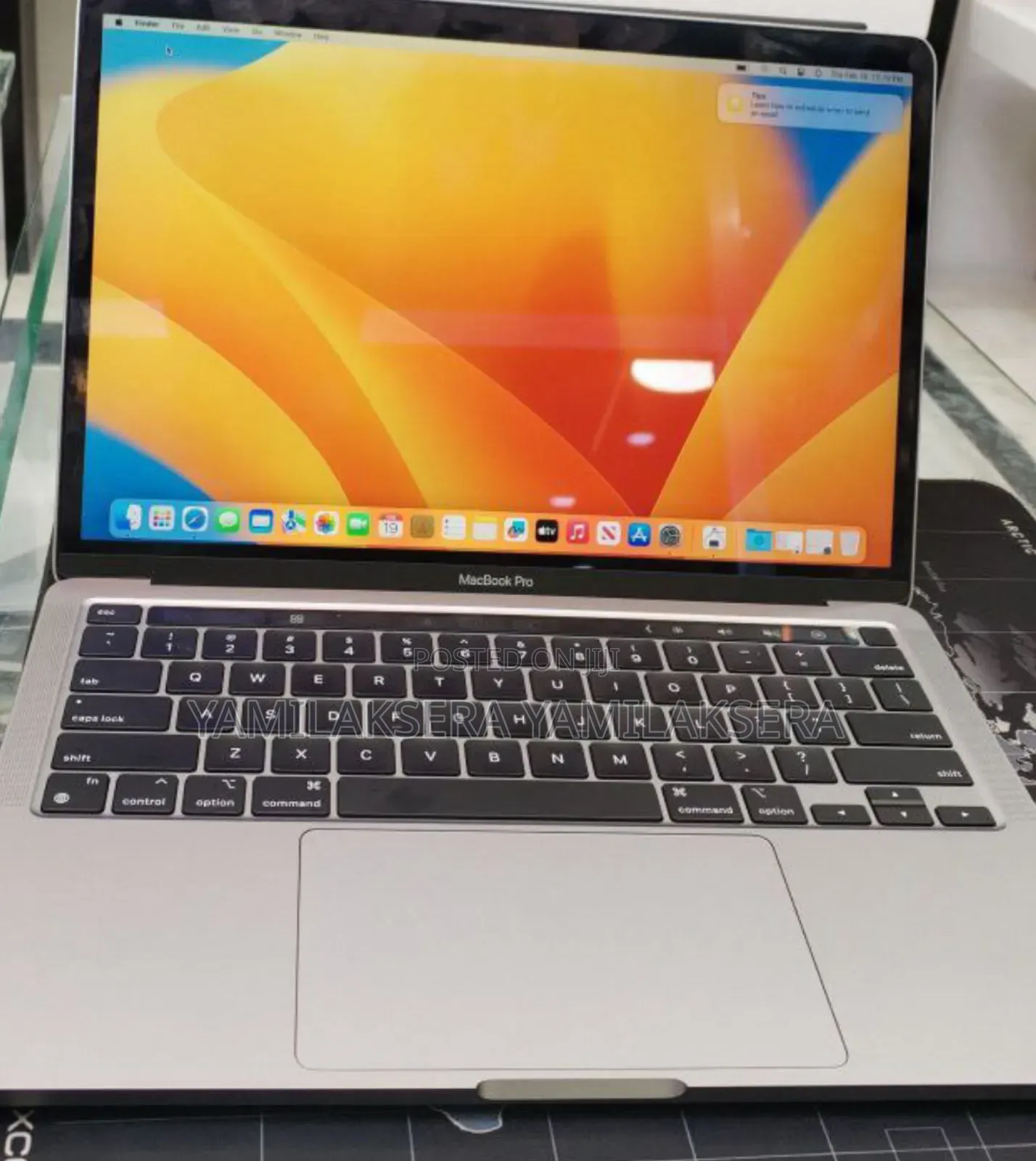 New Laptop Apple MacBook Pro 2020 M1 8GB Apple M1 SSD 256GB
