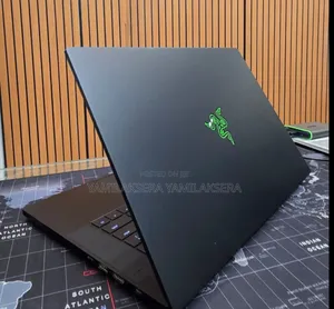 New Laptop Razer Blade 16GB Intel Core i7 SSD 512GB